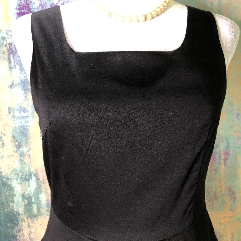 📌Charlotte Russe Well-behaved in the Front, Sexy in the Back Cotton Bl. Dress - Picture 4 of 12